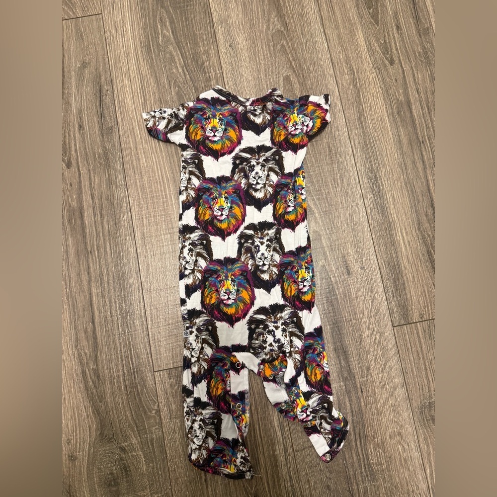 Little Bum Bums Lion Short Sleeve Snap One Piece Size 12-18 Months - Picture 4 of 4